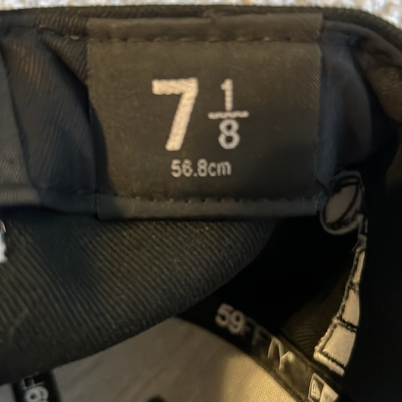 New era Kansas City Chiefs Super Bowl LVII champion black fitted hat 7 1/8. - Picture 4 of 4